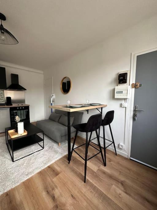 מזון-אלפורט Appartement Proche Paris Et Metro - Parking Prive מראה חיצוני תמונה